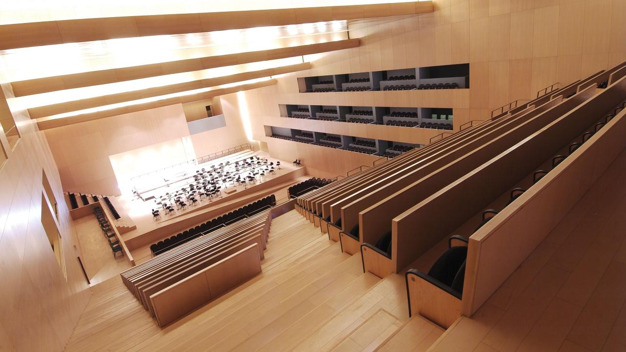 Castellon-Auditorium_Carlos-Ferrater_Maple_3_carousel.jpg