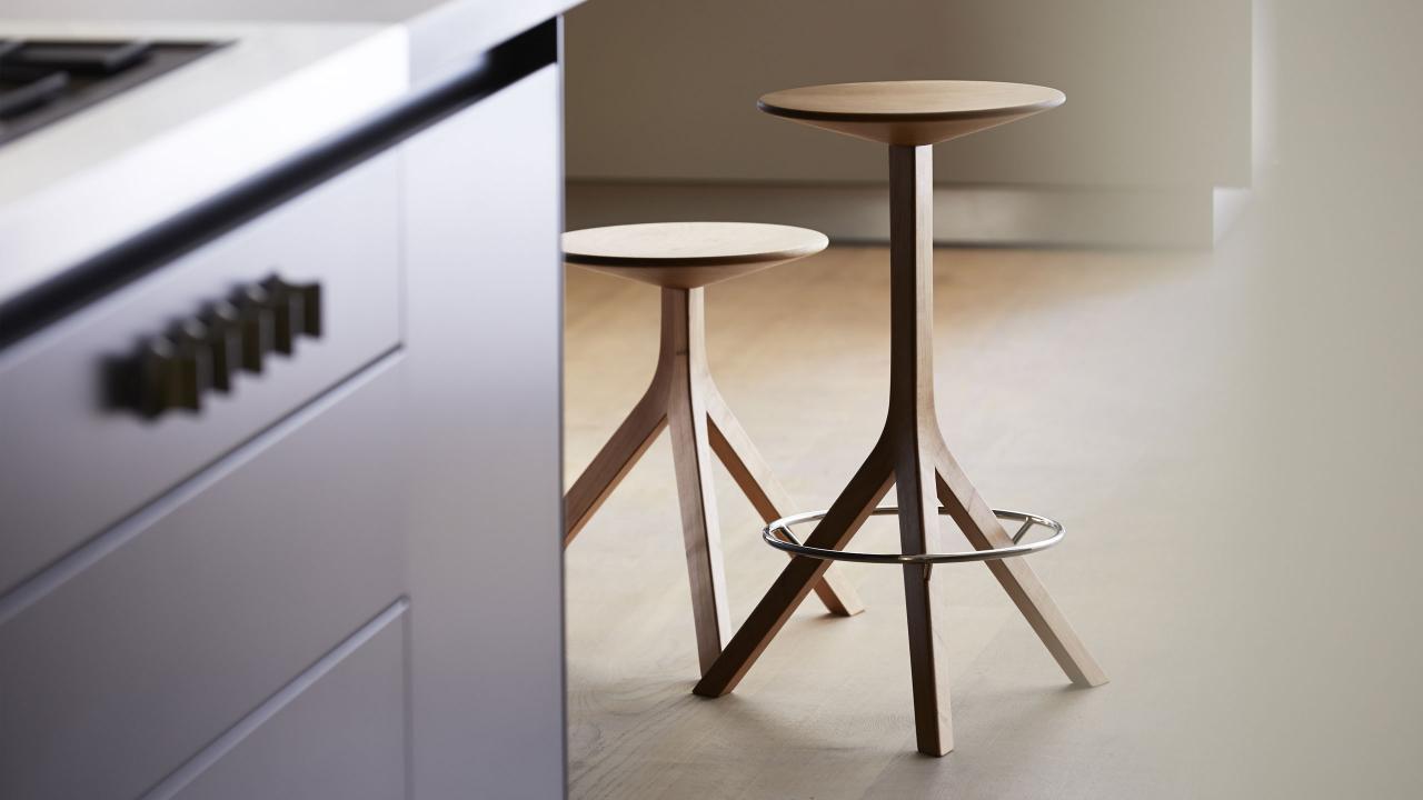 Wish-List_Alison-Brooks_A-stool-for-the-kitchen_Petr-Krejci_bulthaup-Clerkenwell-(1)_carousel.jpg