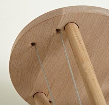 Snelson stool
