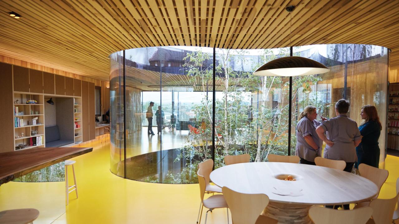 Maggies_building_dRMM_CLT tulipwood