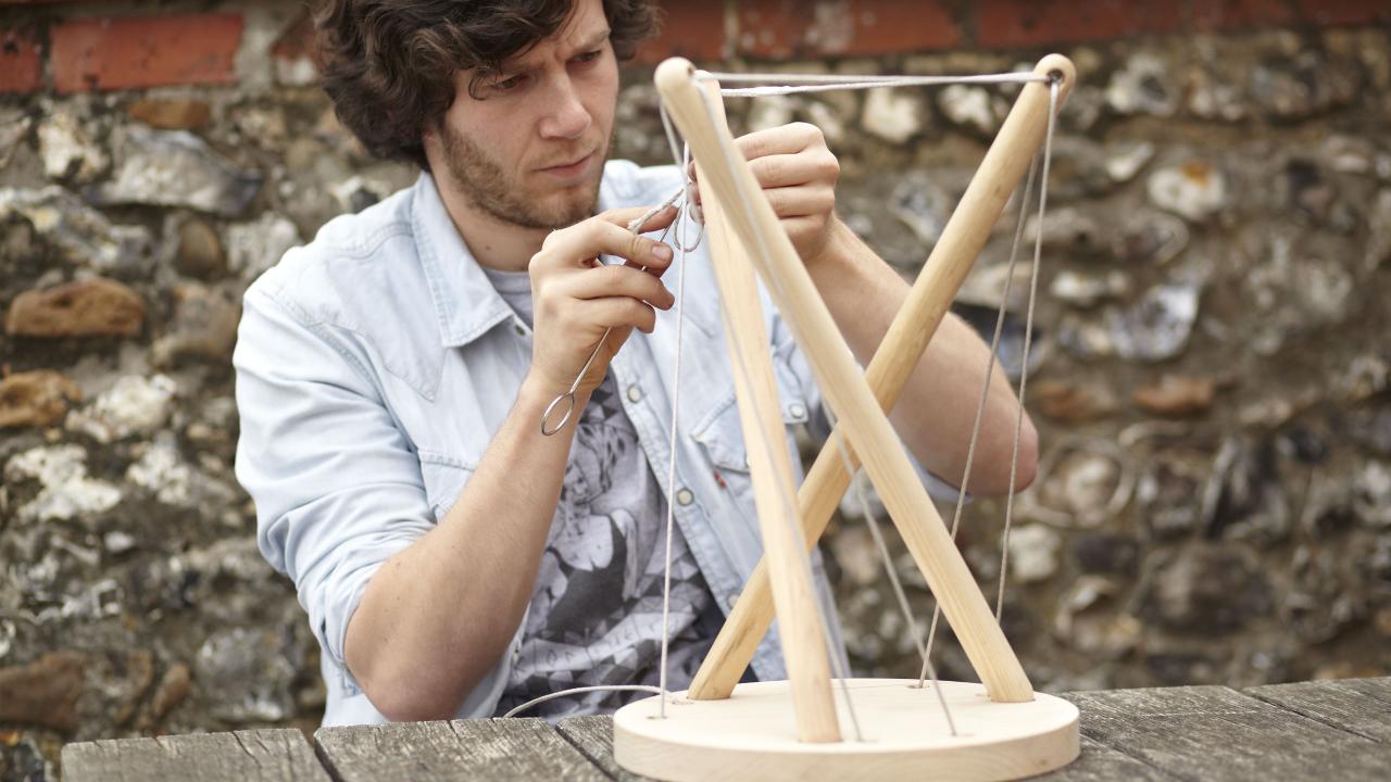  Snelson_Making_03_credit-Petr-Krejci_carousel.jpg