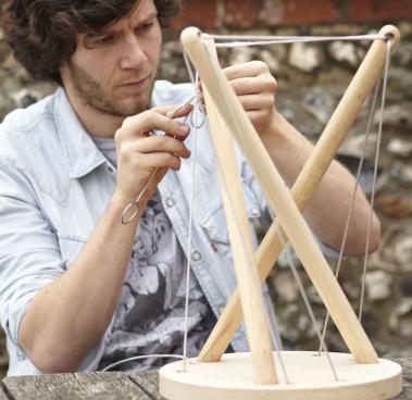 Snelson_Making_03_credit-Petr-Krejci_thumb.jpg
